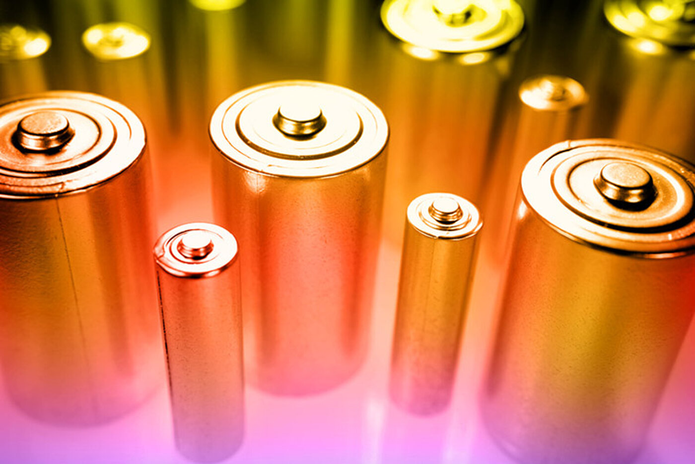 What is the difference between a battery and an accumulator?