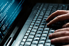 Auch kleine und mittlere Unternehmen sind in immer stärkerem Maße von Cyber-Angriffen betroffen.