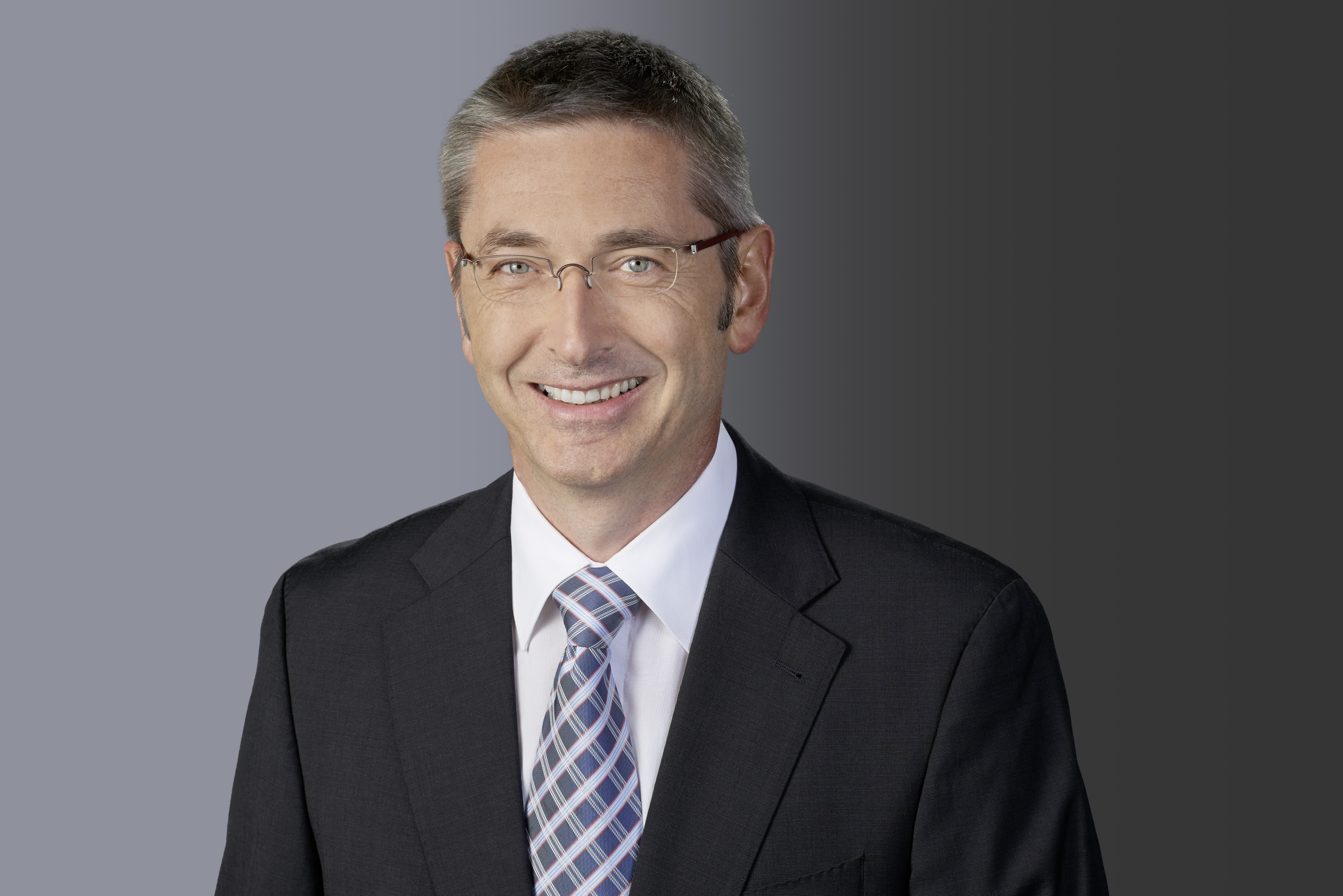Werner Köstler ist neuer Vorsitzender der ZVEIThemenplattform Automotive